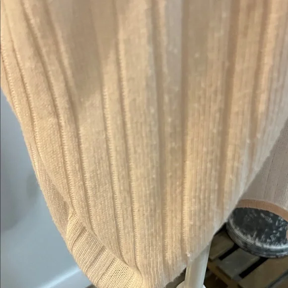 Cream Button-Front Cardigan (R) - Picture 5 of 7